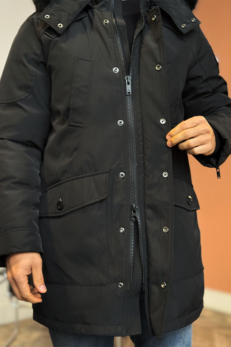 Designer Clothing Парка чёрного цвета Moose Knuckles Gold Series Stag Lake 