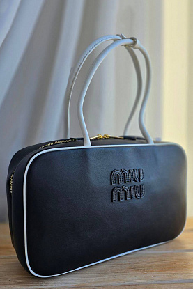 Кожаная сумка тоут Beau 36x21 см - Black