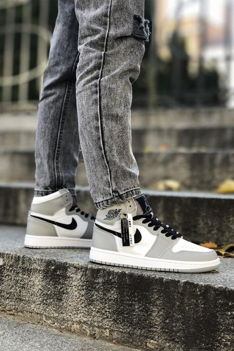 Nike AJ1 Mid Light Smoke Grey