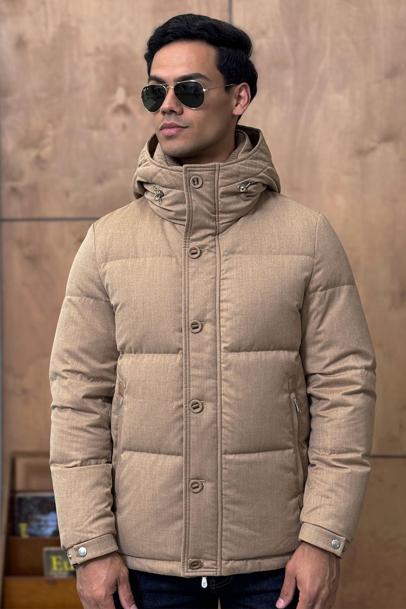 Designer Мужской пуховик бежевого цвета