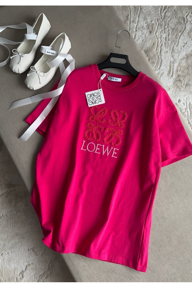 Loewe Женская оверсайз футболка малинового цвета