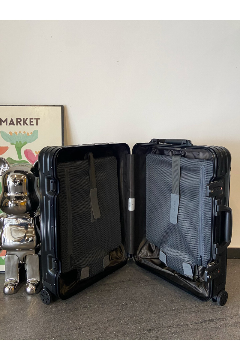 Rimowa Чемодан Aluminum S Premium 54x36x23 см