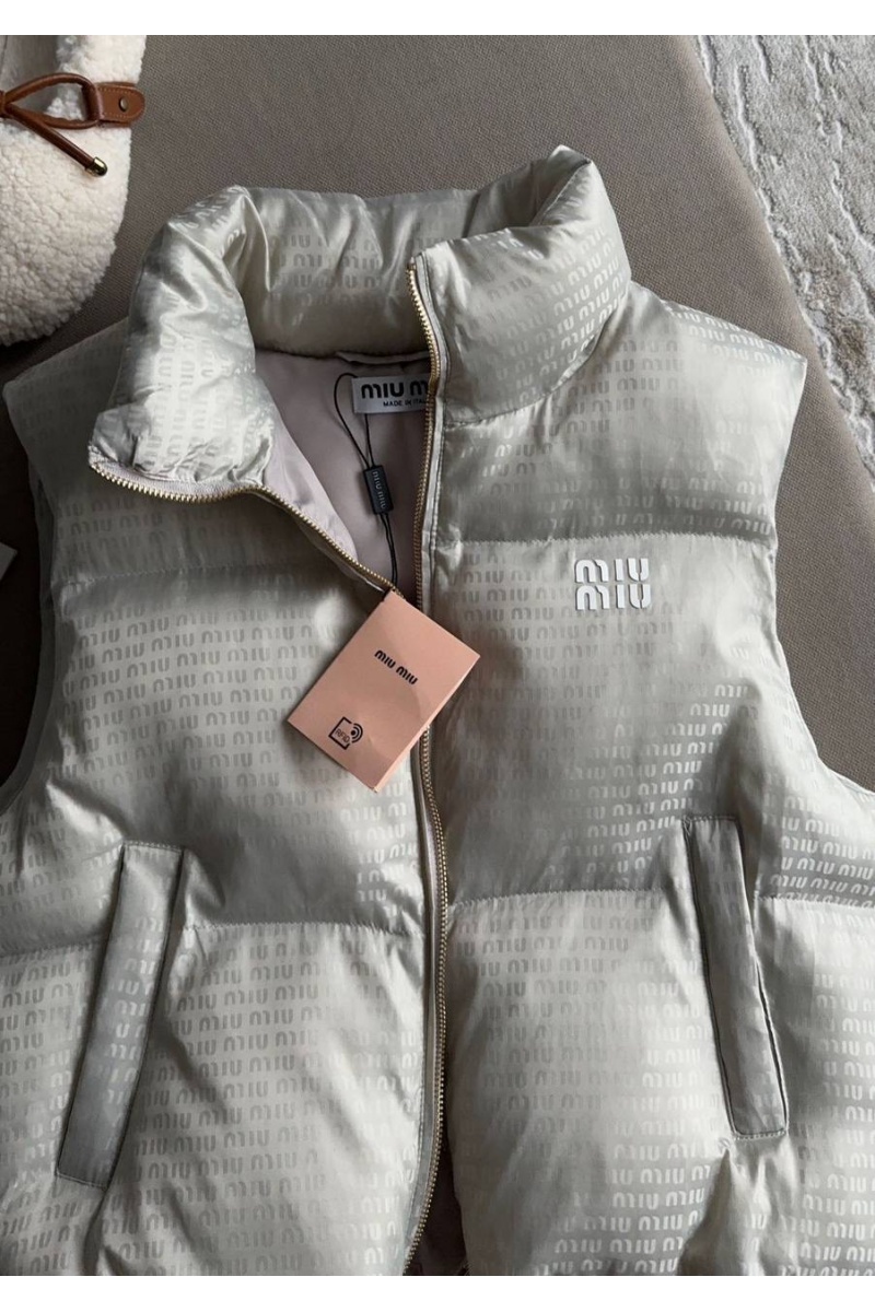 MIU MIU Женский жилет белого цвета