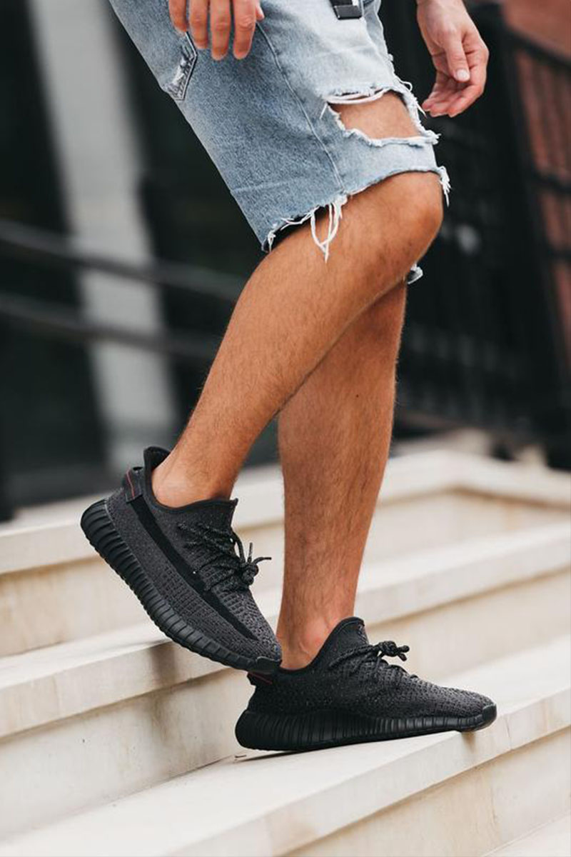 Yeezy 650 2024 triple black