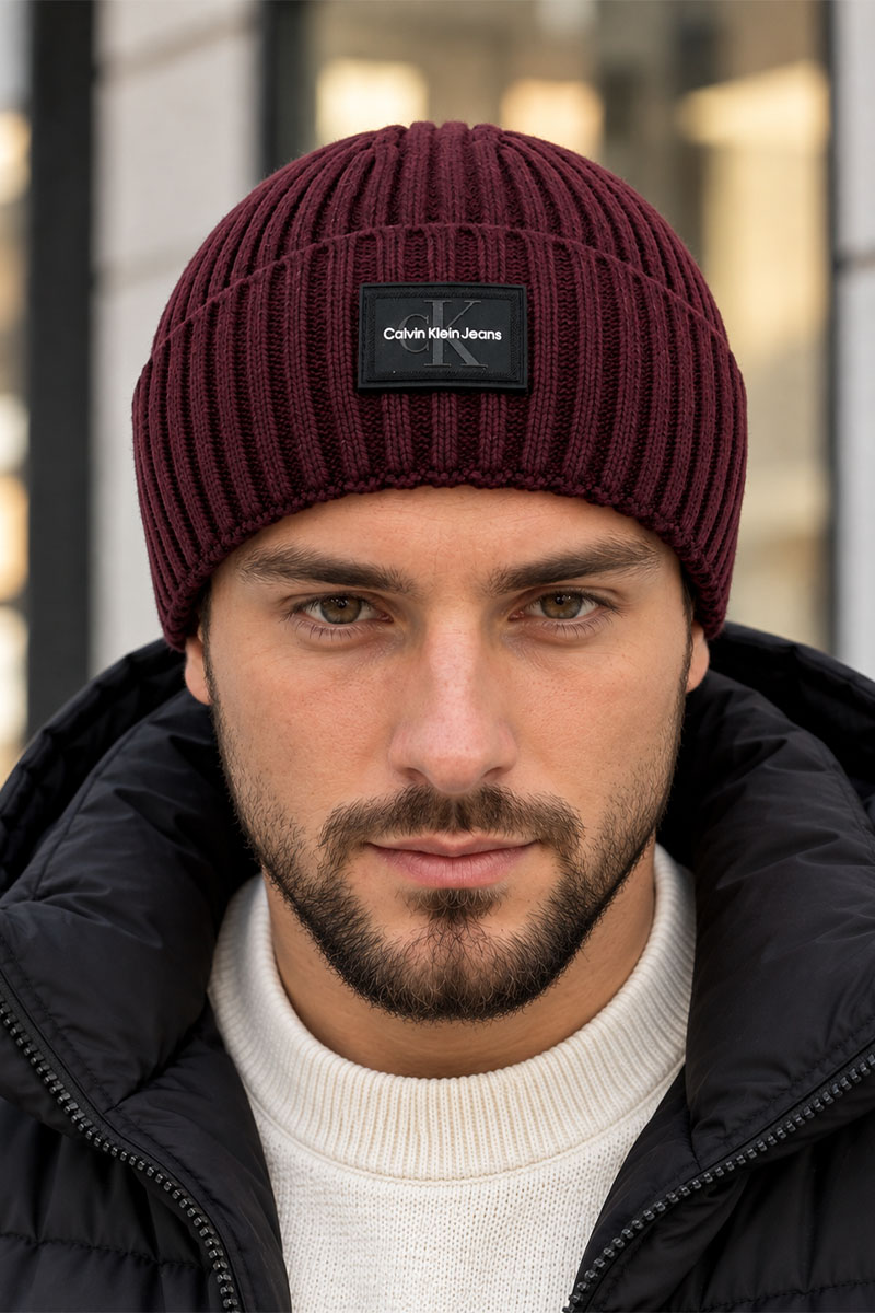 Calvin Klein Шапка logo-badge - Wine Berry