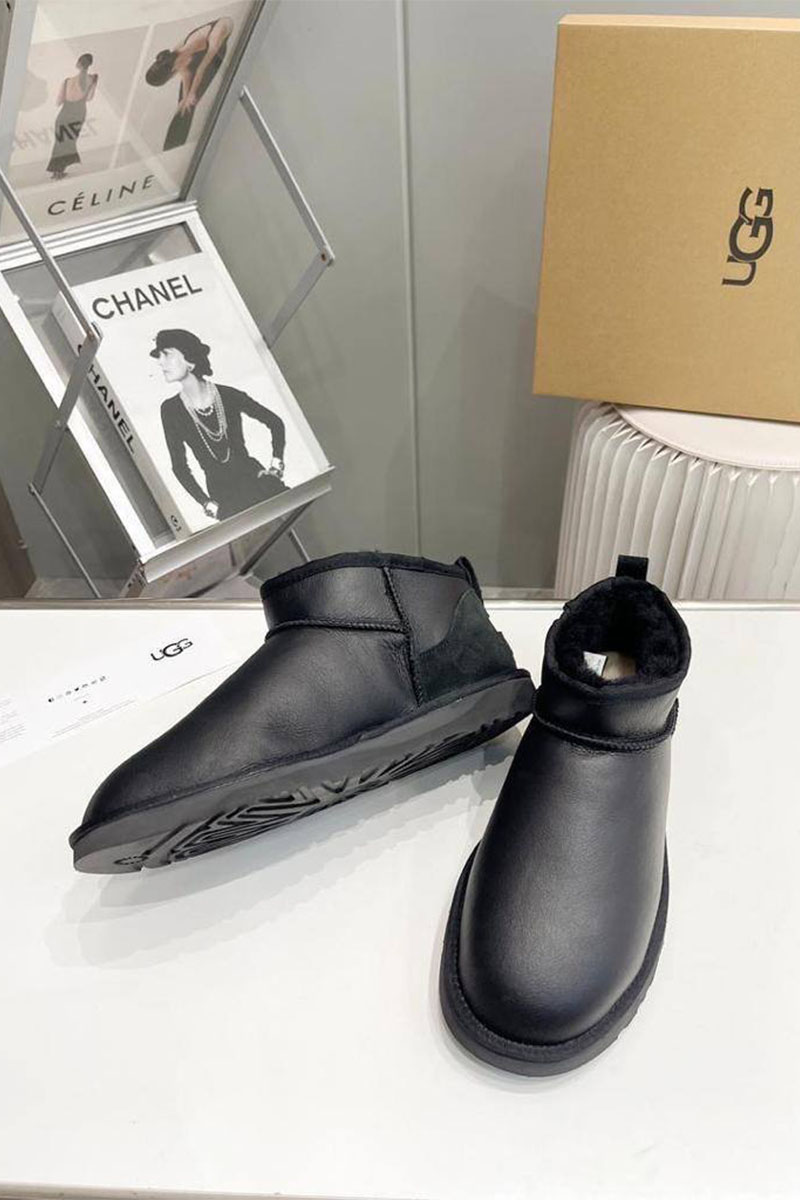 UGG Мужские чёрные ботинки Classic
