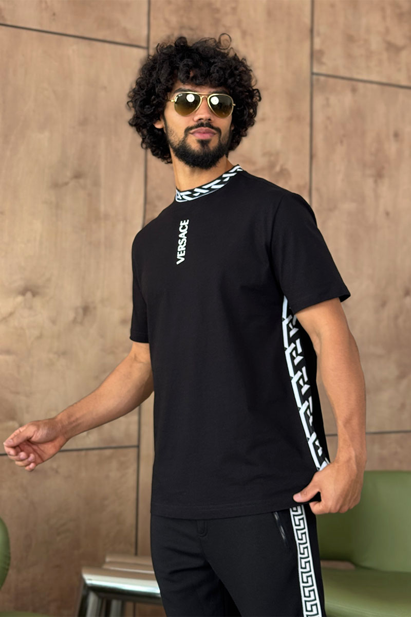 Versace Чёрная мужская футболка La Greca trim