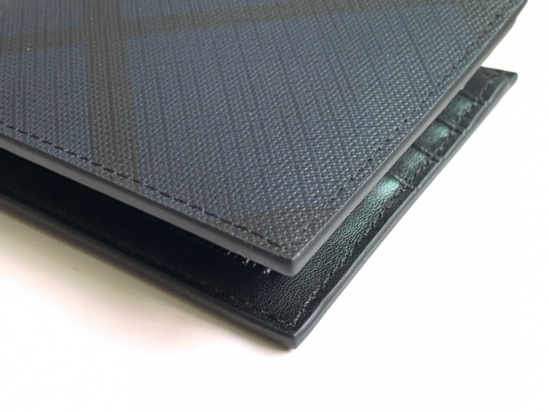 Burberry Кожаный кошелёк Premium 11x10 см