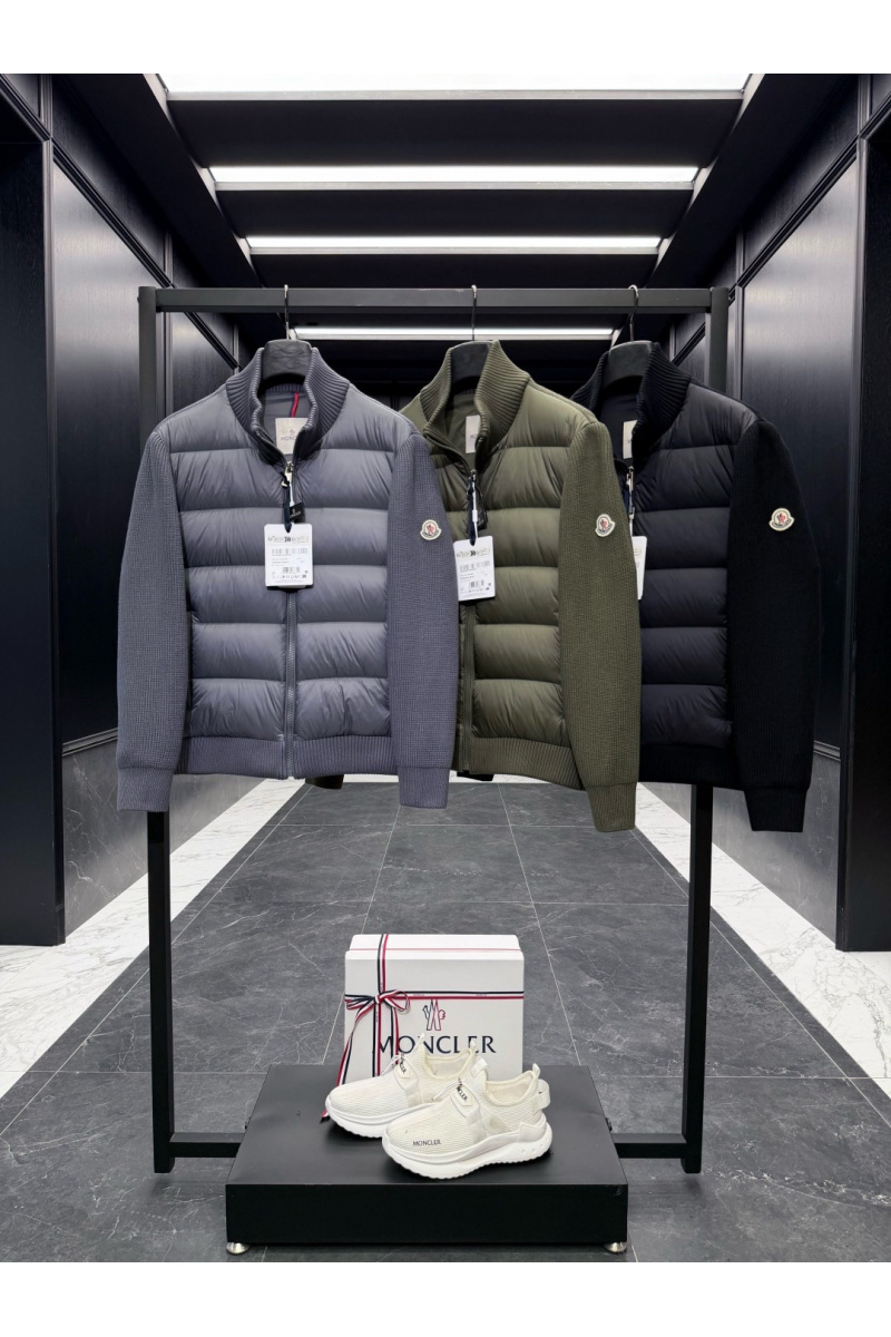 Moncler Куртка с вязаными рукавами чёрного цвета 
