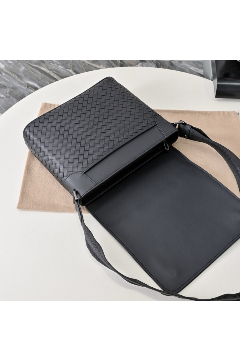 Bottega Veneta Кожаная сумка Premium 27x23x7 см