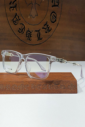 Очки с прозрачными линзами