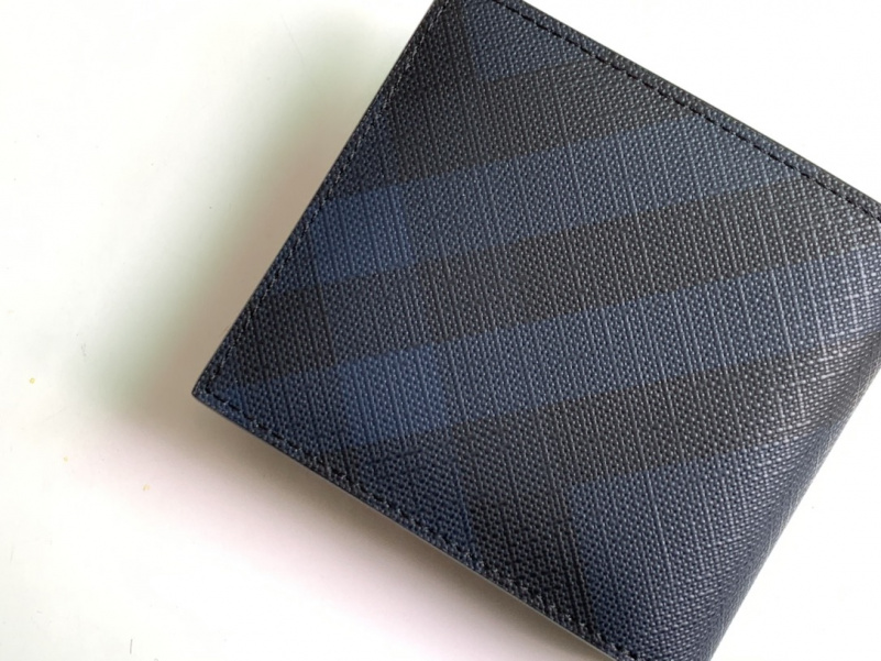 Burberry Кожаный кошелёк Premium 11x10 см