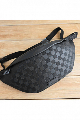 Кожаная сумка на пояс Discovery Damier Infini