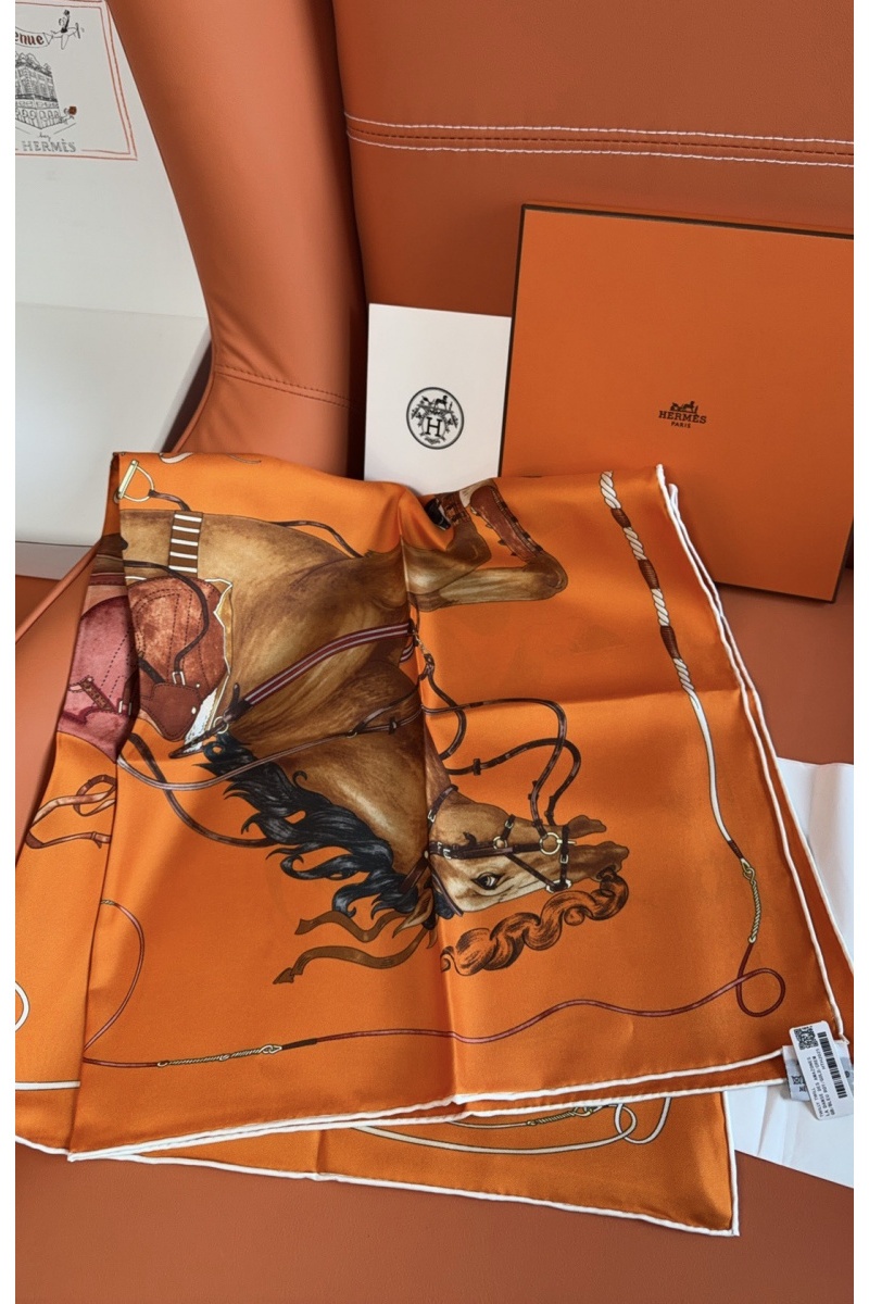 Hermes Платок Grand Galop premium 88x88 см