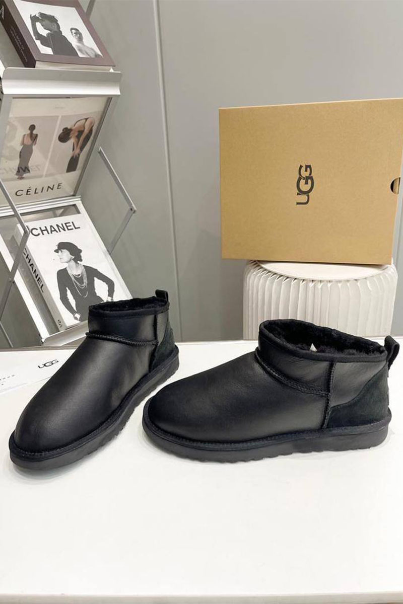 UGG Мужские чёрные ботинки Classic