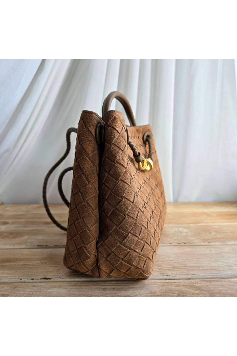 Bottega Veneta Замшевая сумка 30x23 см