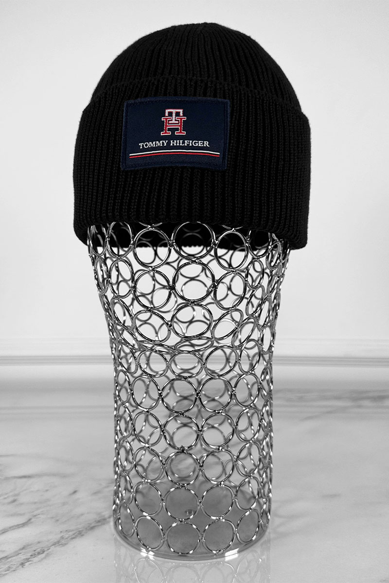 Tommy Hilfiger Мужская чёрная шапка logo-patch