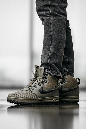 Кроссовки с мехом Lunar Force 1 Duckboot '17