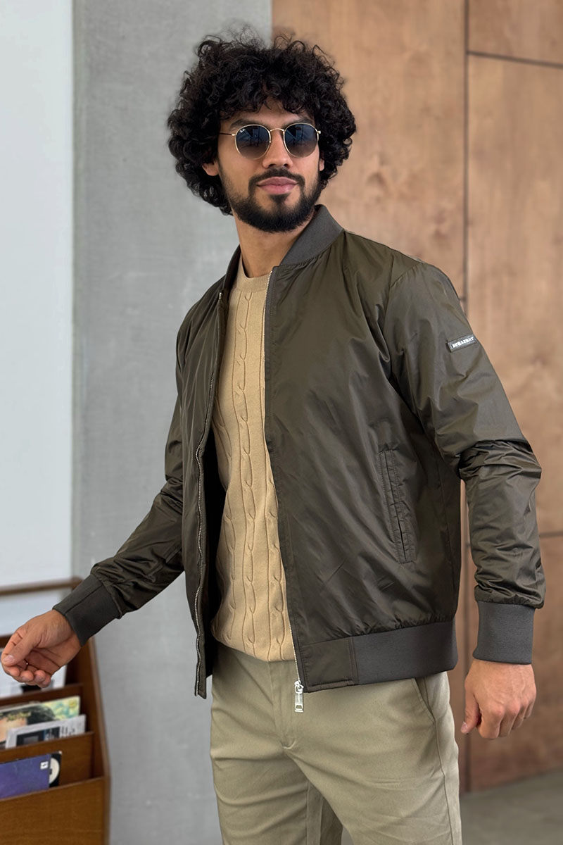 Burberry Мужской бомбер цвета хаки 