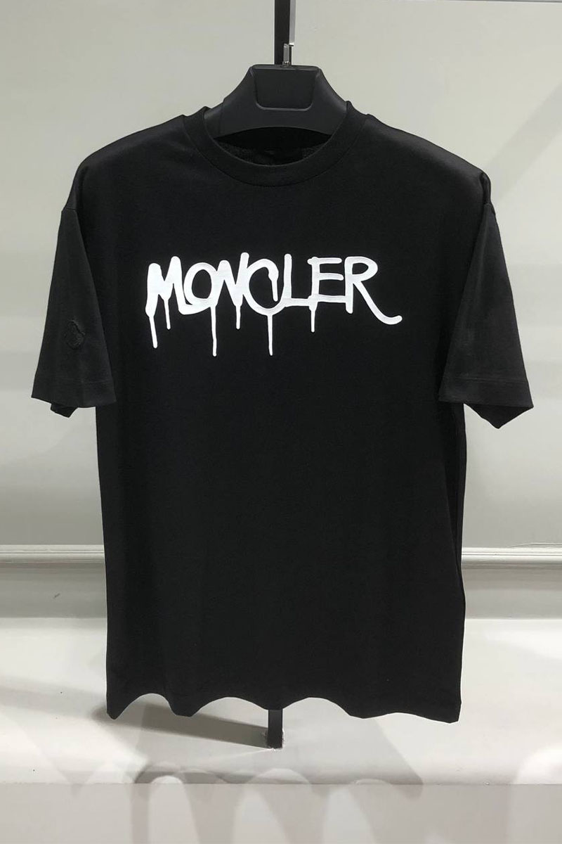 Moncler Мужская чёрная футболка spray logo-print 
