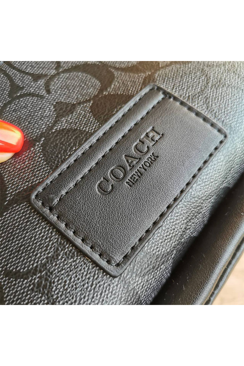 Coach Кожаная сумка на пояс Coach Track - Black*