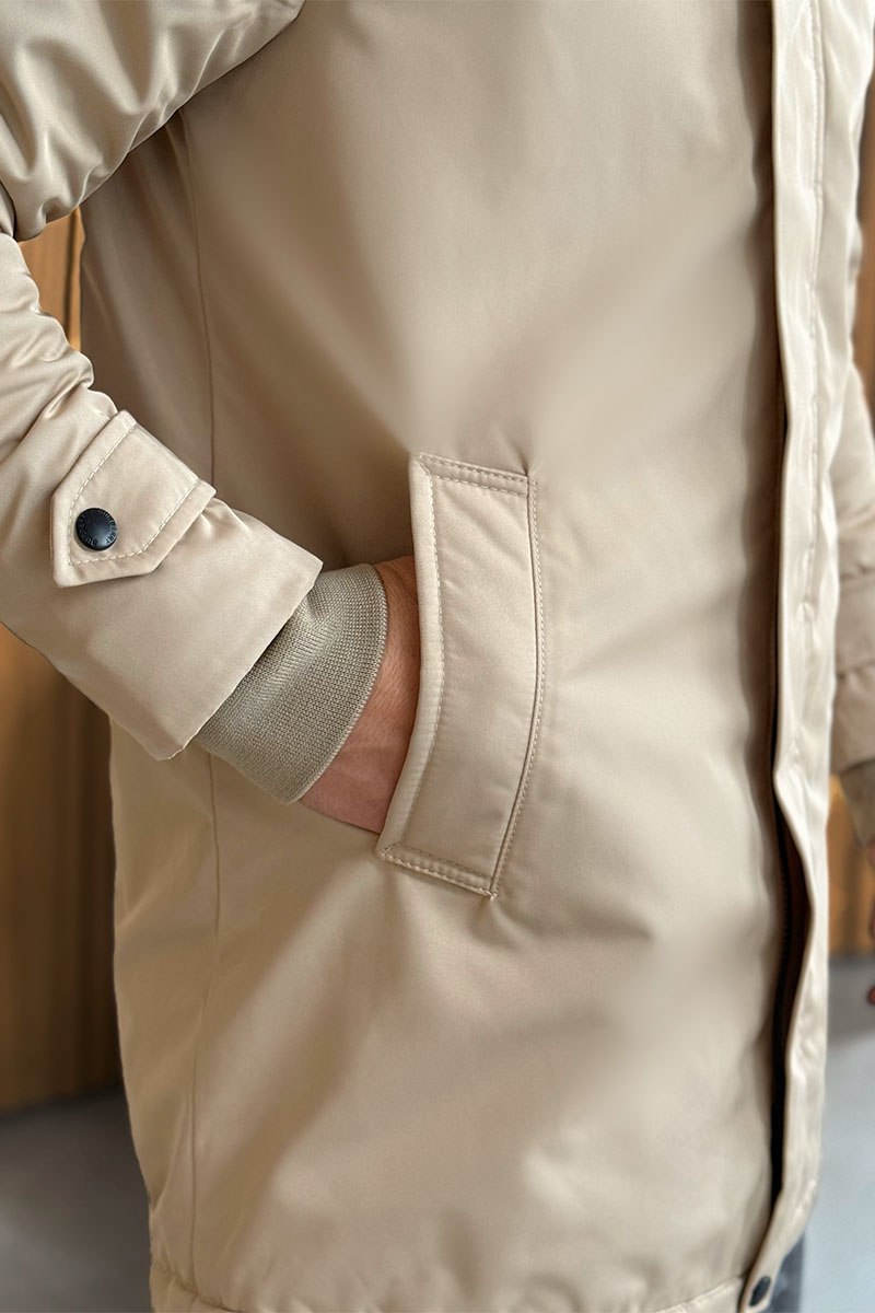 Burberry Мужское пальто бежевого цвета