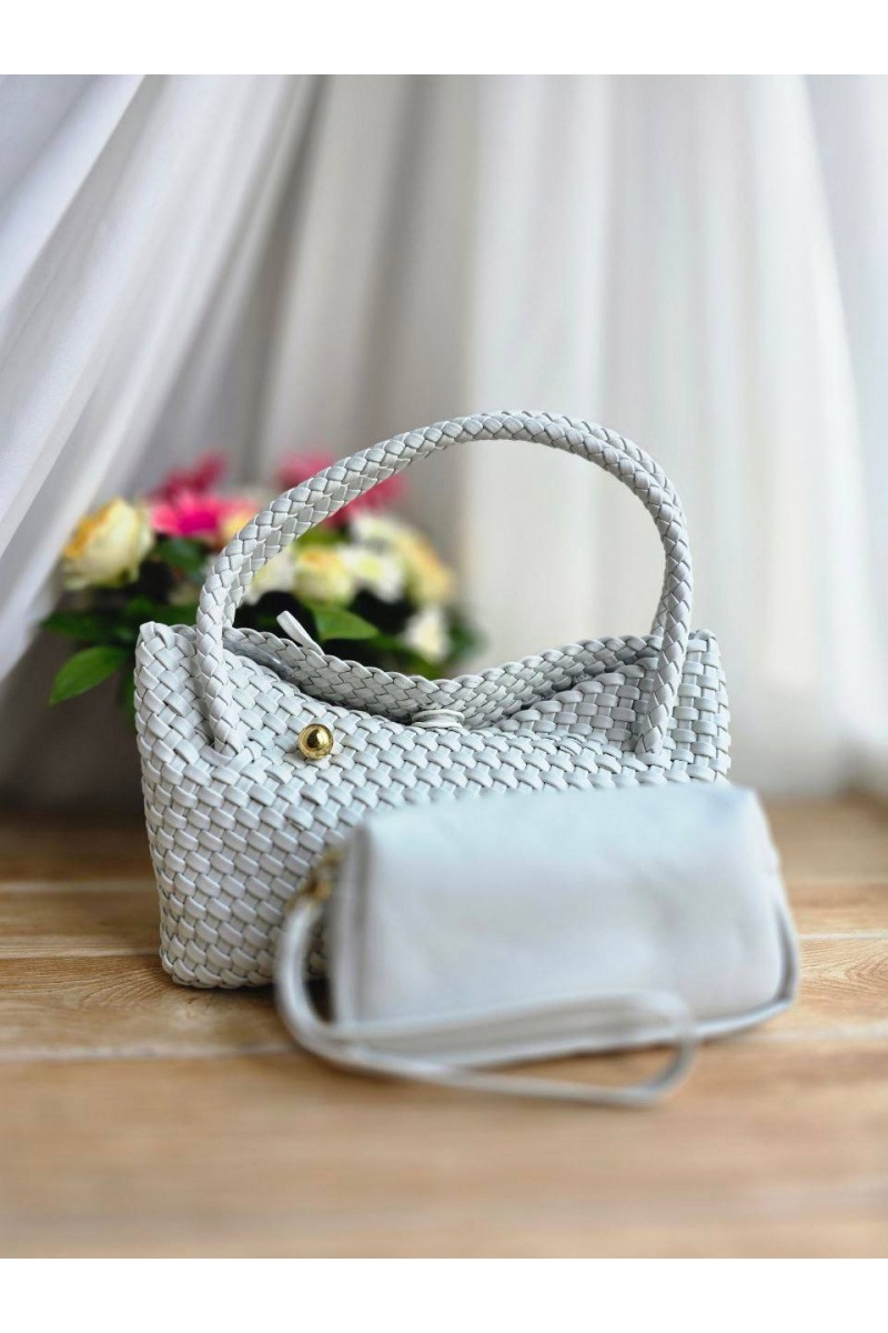 Bottega Veneta Кожаная сумка intrecciato 30x14 см