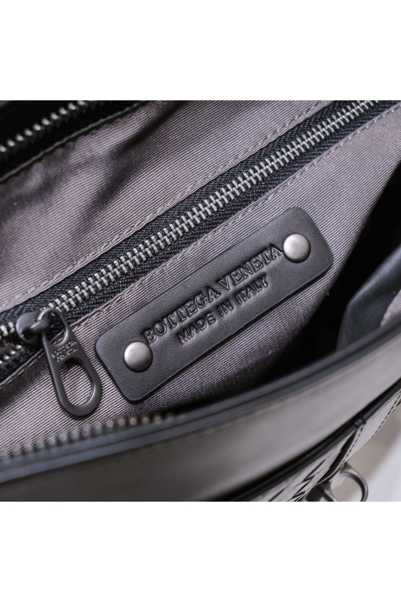 Bottega Veneta Кожаная сумка Premium 25x24x5 см