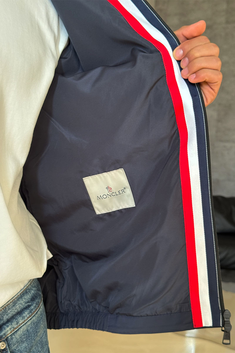 Moncler Тёмно-синяя ветровка Carles logo-patch