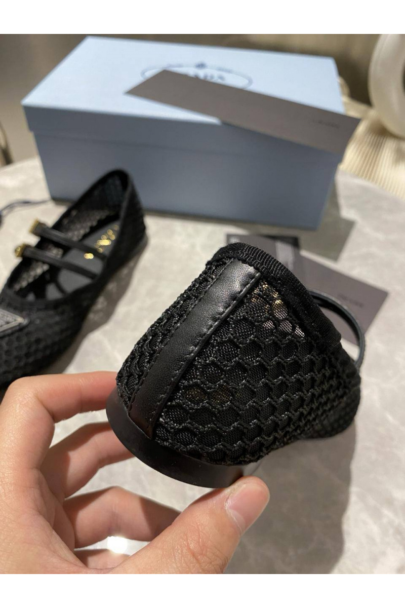 Prada Женские сетчатые балетки чёрного цвета