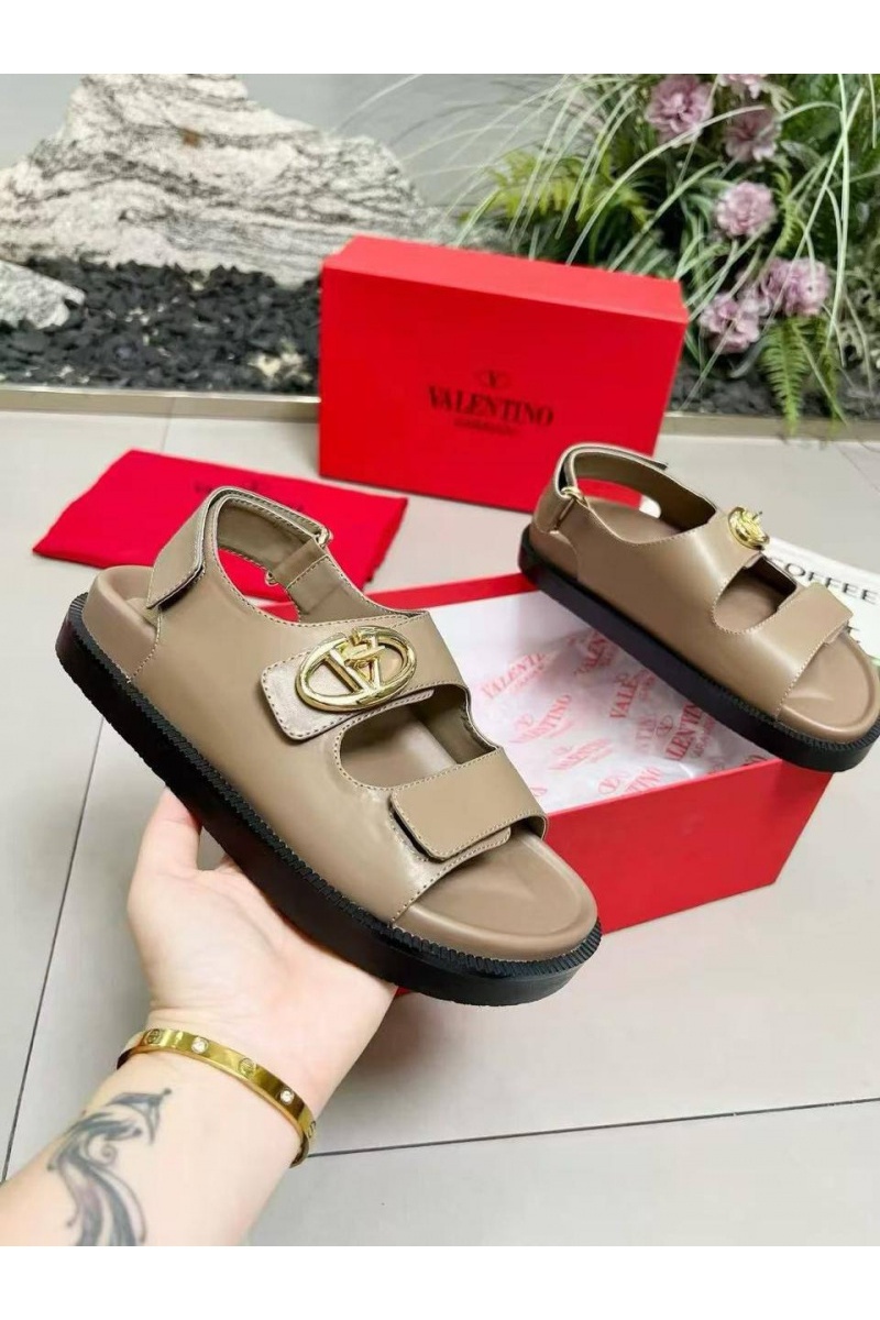 Valentino Женские кожаные сандалии Rockstud