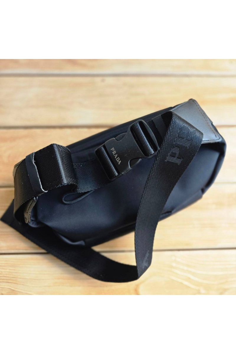 Prada Сумка на пояс 28x15 см - Black