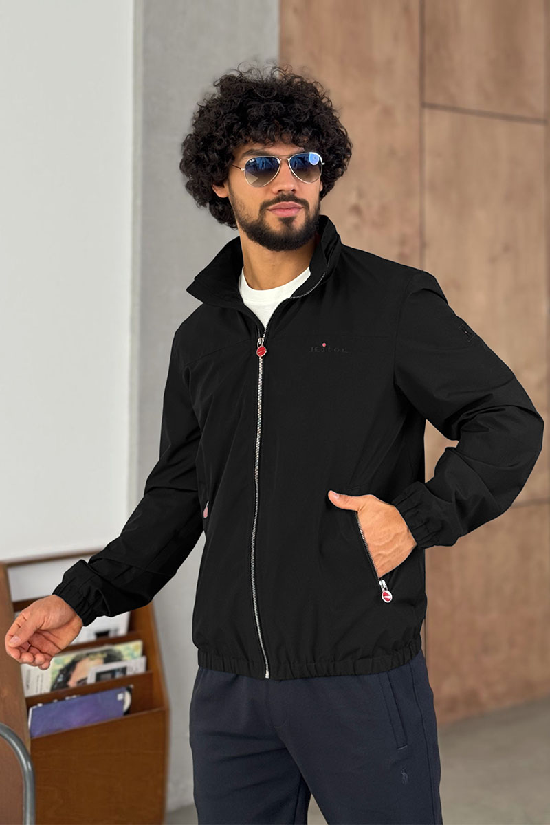 Kiton Мужская чёрная ветровка 