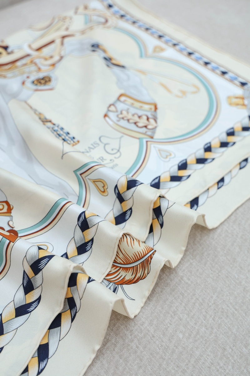 Hermes Платок Harnais de Coeur premium 87x88 см