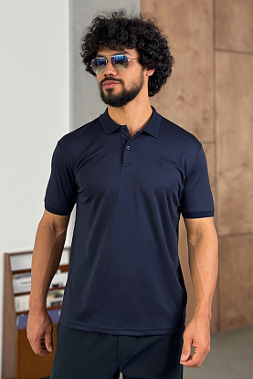 Мужское поло синего цвета