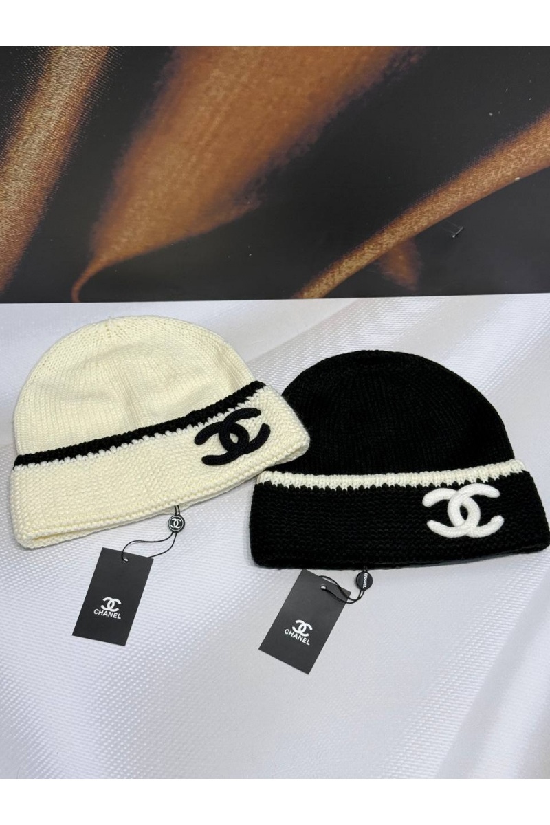 Chаnеl Шапка logo-embroidered premium - White