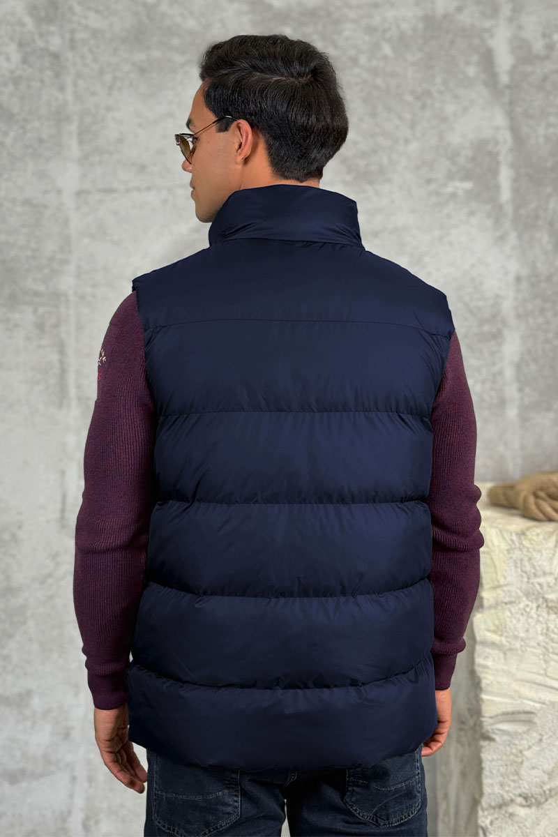 Hugо Воss Мужской жилет тёмно-синего цвета 