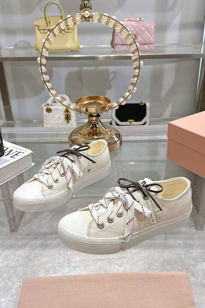 MIU MIU Женские кроссовки premium