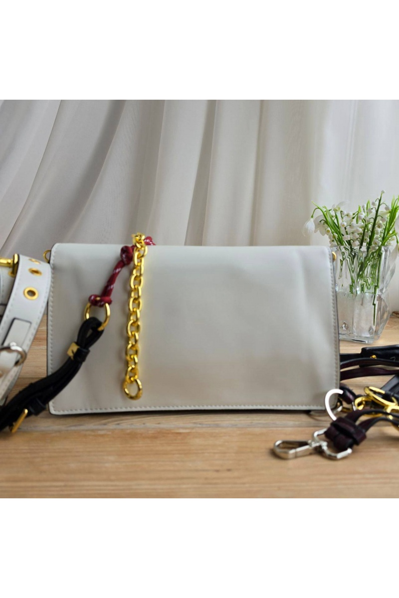 Prada Кожаная сумка Small Soft Sound 23x14 см