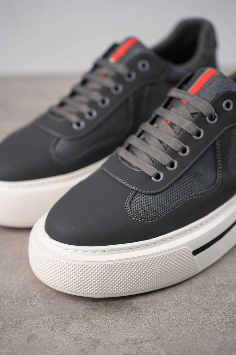 Prada Комбинированные кроссовки logo-stripe - Grey