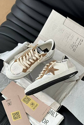 Женские кожаные кроссовки Golden Goose Ball Star Premium - Beige / White