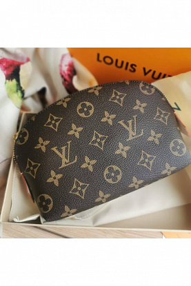 Кожаная косметичка Pouch PM Monogram Canvas 19x12 см - Brown
