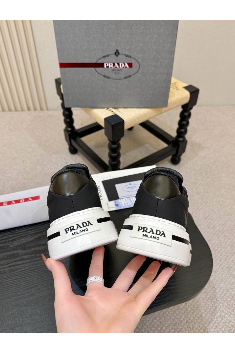 Prada Мужские кроссовки Macro