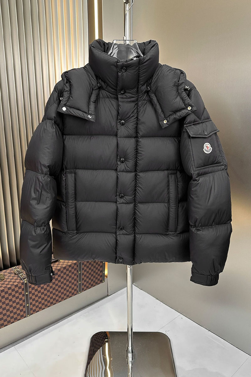 Moncler Мужской чёрный пуховик Vezere