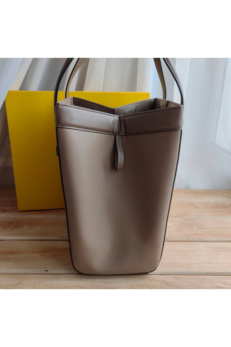 Fendi Кожаная сумка Origami Large 40x27 см