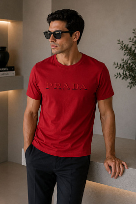 Красная мужская футболка embroidered logo