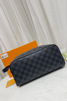 Кожаный несессер Dopp Kit Premium 28x15x16.5 см