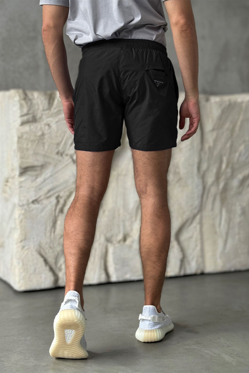 Prada Чёрные шорты logo-embroidered