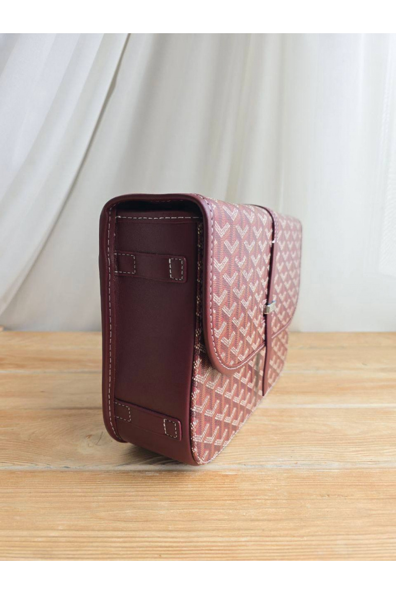 Designer Clothing Кожаная сумка Goyard Belvedere MM 27x21 см