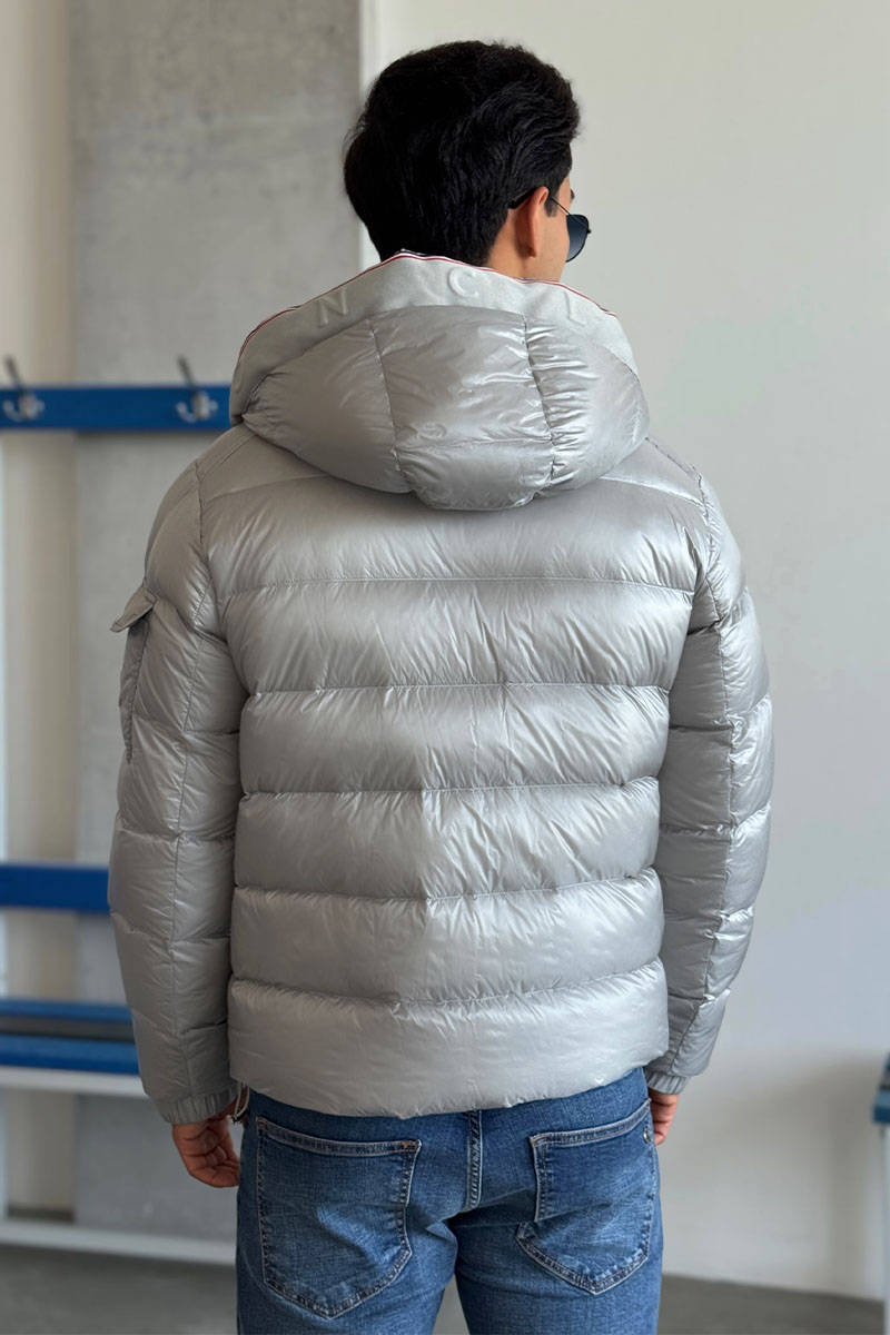 Moncler Мужской серый пуховик Pavin